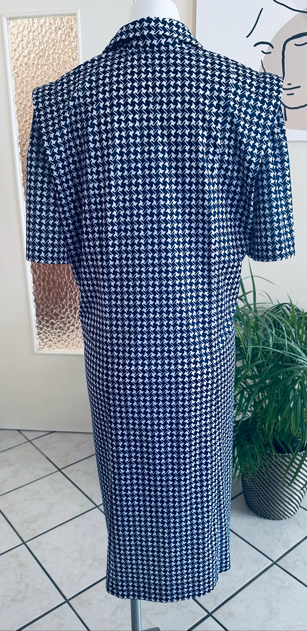 Navy and White Printed Vintage Dress Size 48/50 – Impeccable Condition – photo 10